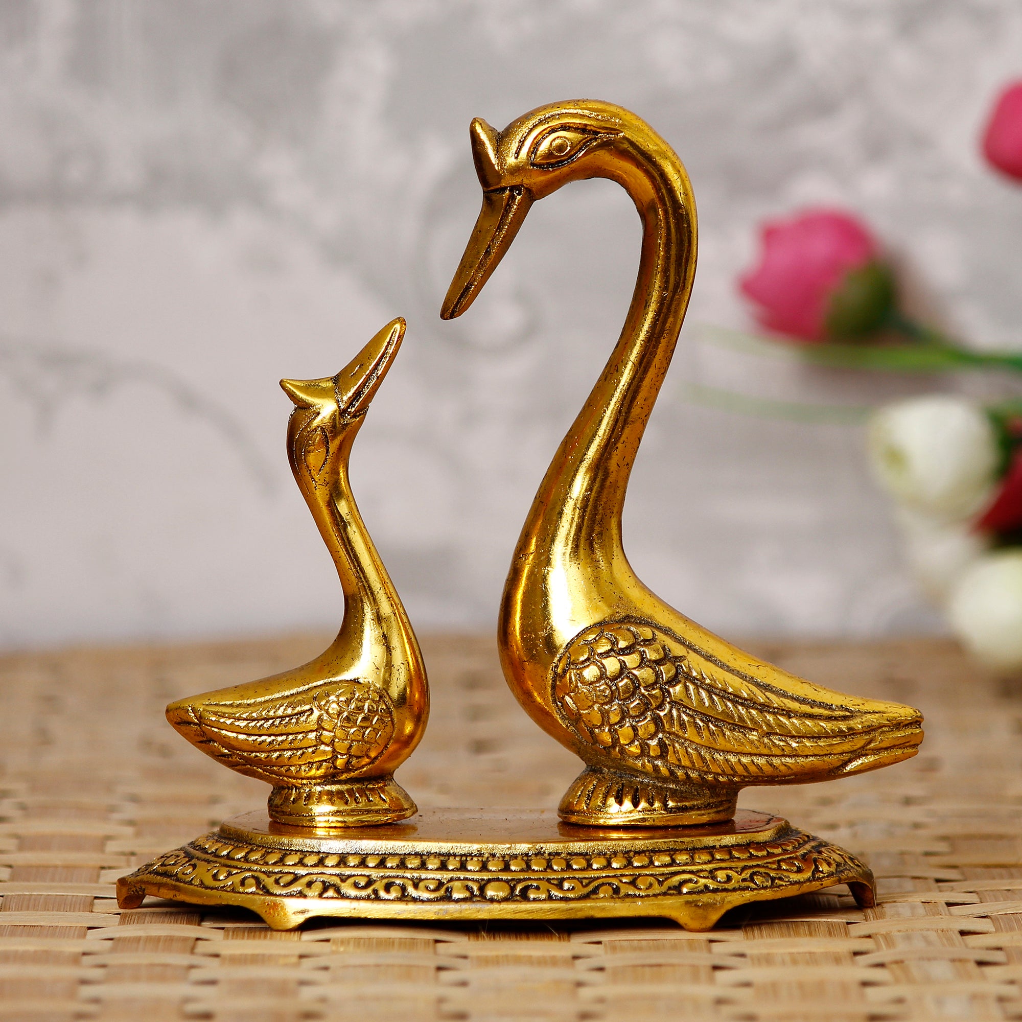 eCraftIndia Loving Golden Swan Couple 6Inch Decorative Metal Figurine